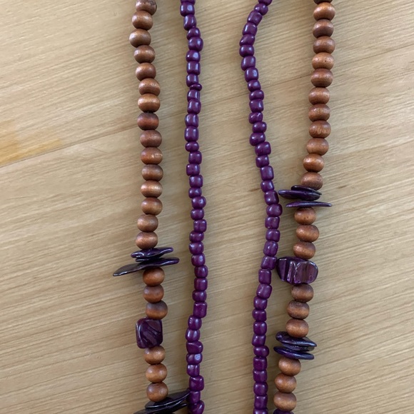 13” BEADED NECKLACE CLAW CLASP W/ EXTENSION & HANGING TEARDROP METAL ORNAMENT - Picture 3 of 5